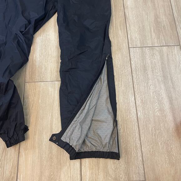 READ Patagonia Men’s L Nylon Rain Pants Black Zip Ankles Hiking Shell Drawstring - Picture 9 of 9